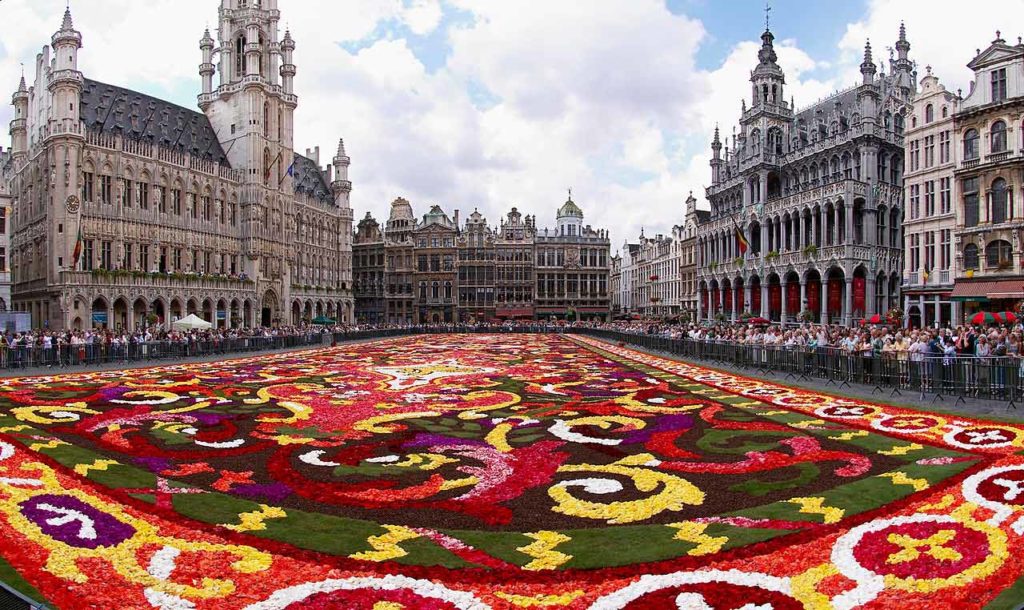 Obrazek posiada pusty atrybut alt; plik o nazwie brussels-flower-carpet-1024x610.jpg