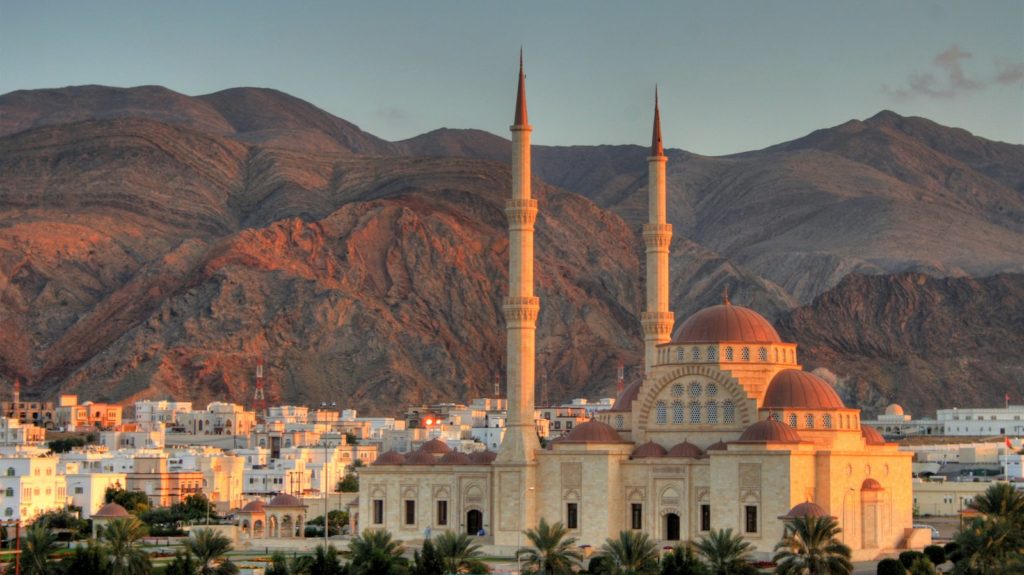 Obrazek posiada pusty atrybut alt; plik o nazwie muscat-oman-1-1024x575.jpg