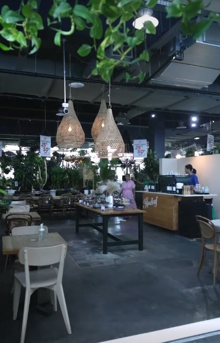 Kawiarnie coworkingowe z Wi-Fi w Dubaju