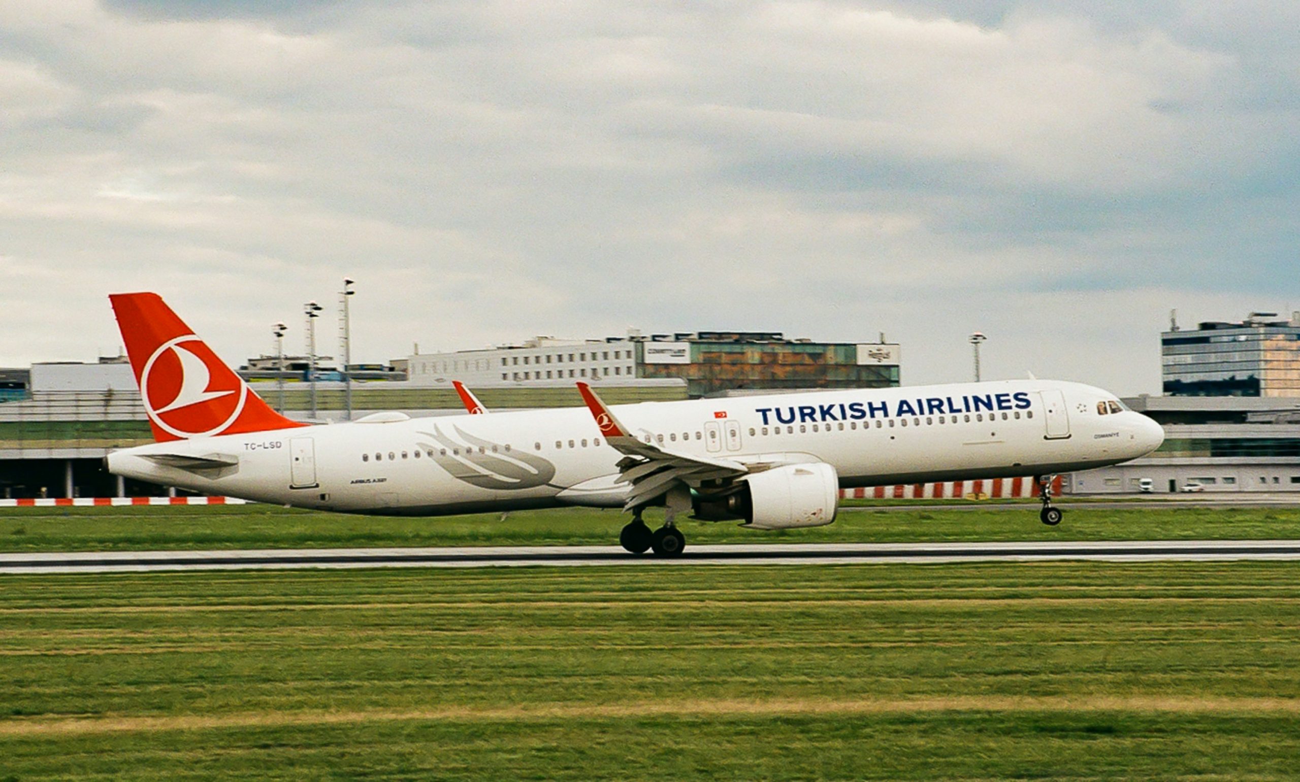 turkish airlines chce latać na trasie z katowic do stambułu