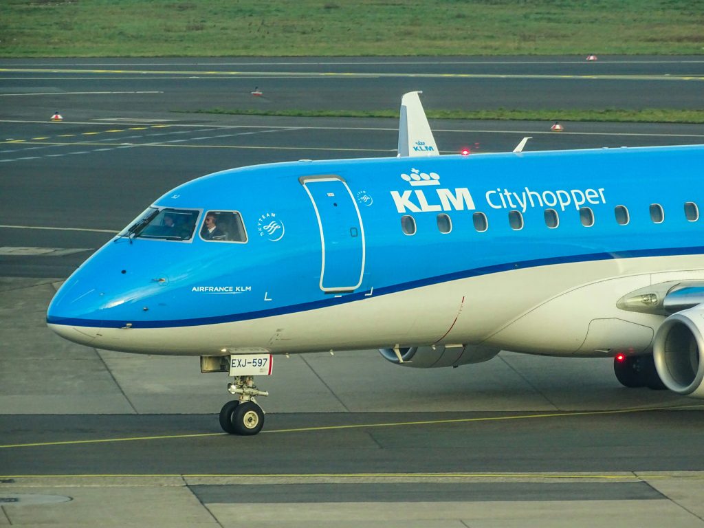 klm zrezygnuje z darmowych posiłków w klasie ekonomicznej na części tras takie są plany