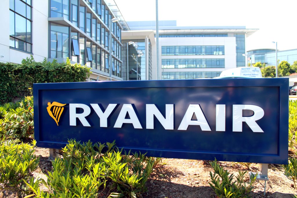 W-Warszawie-Ryanair-otworzyl-nowoczesne-centrum-obslugi-klienta