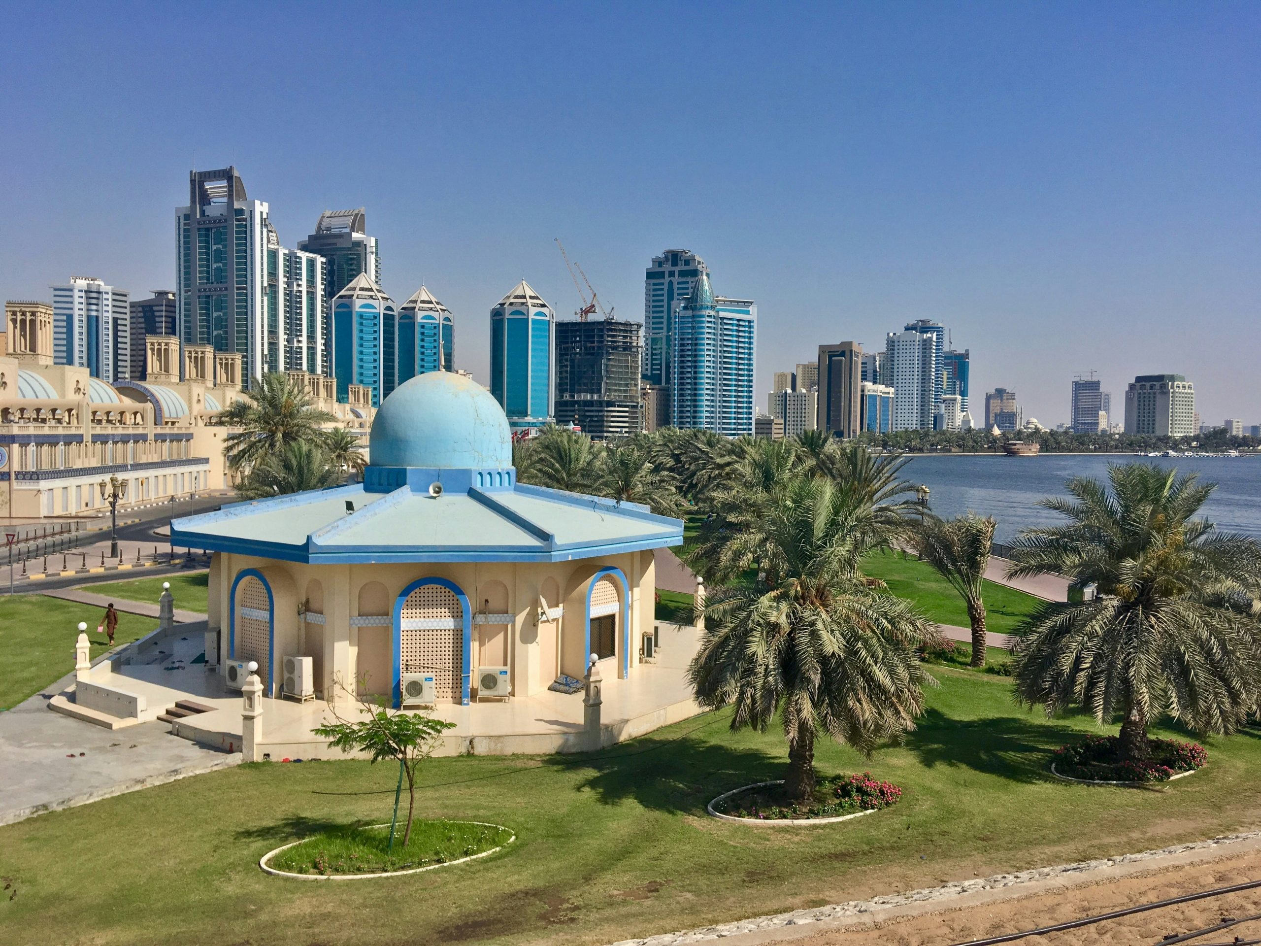 Z Pragi do Sharjah na pokładzie Air Arabia
