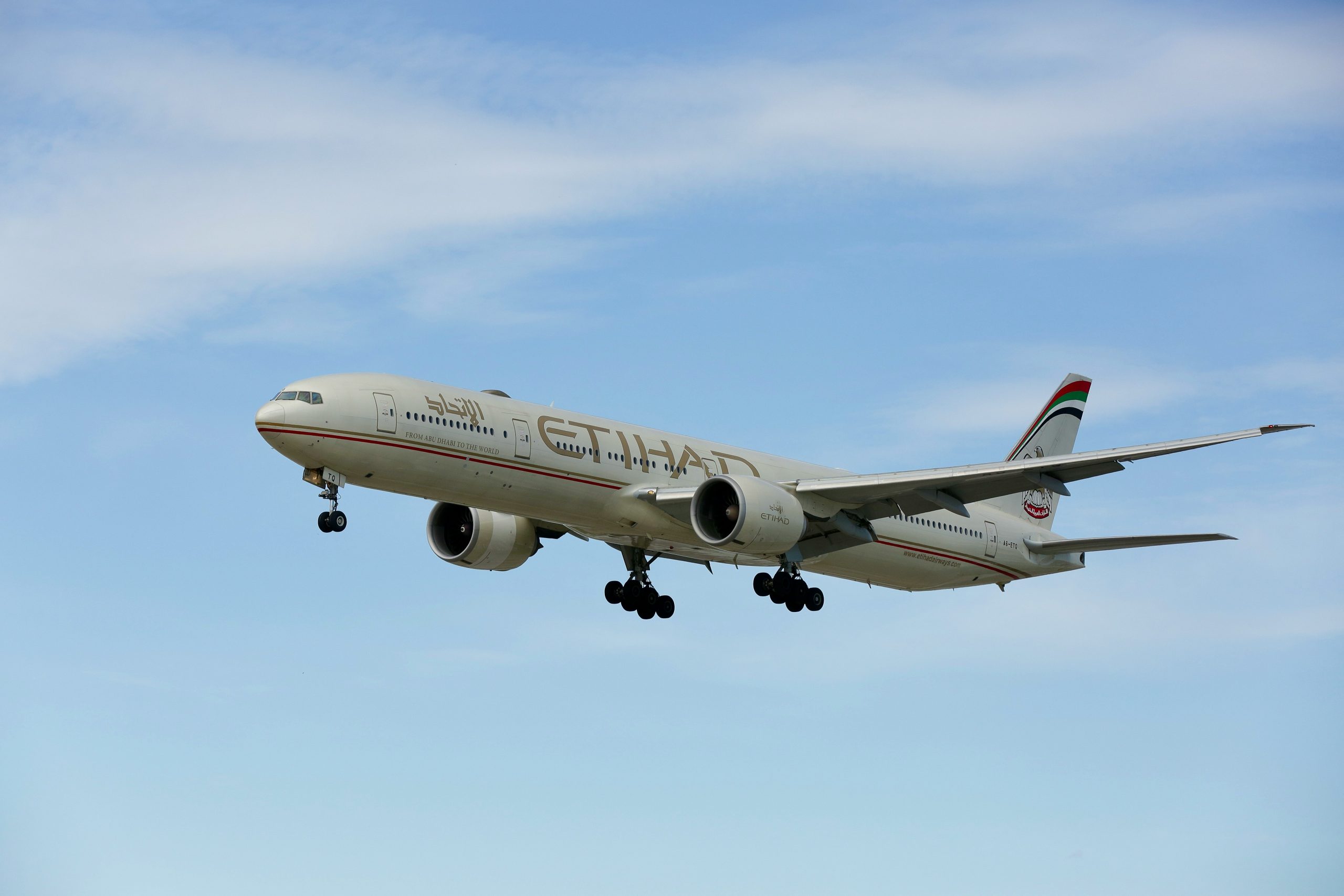 Etihad będzie latał do Warszawy codziennie