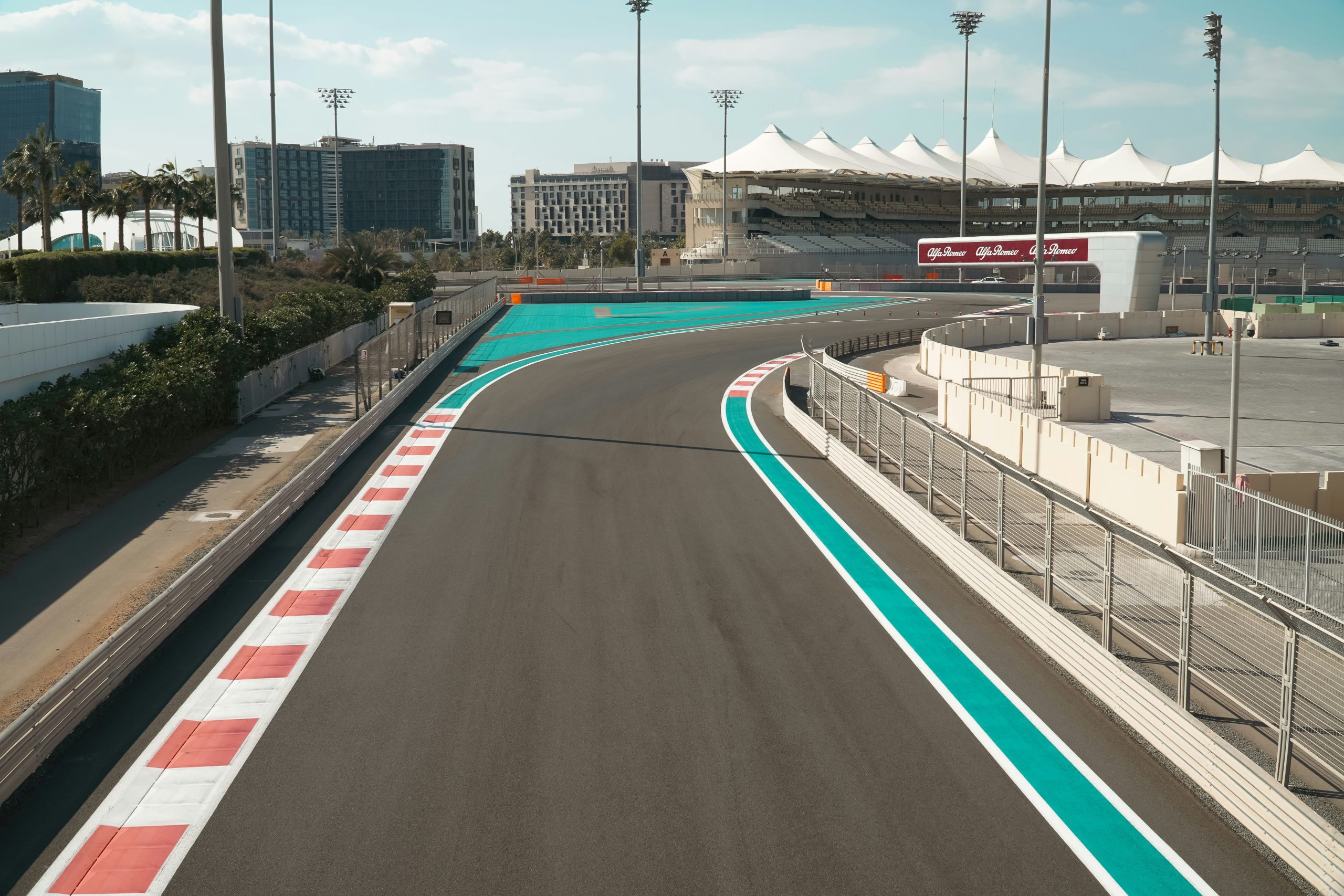 Abu Dhabi Grand Prix rozpoczyna się już 5 grudnia